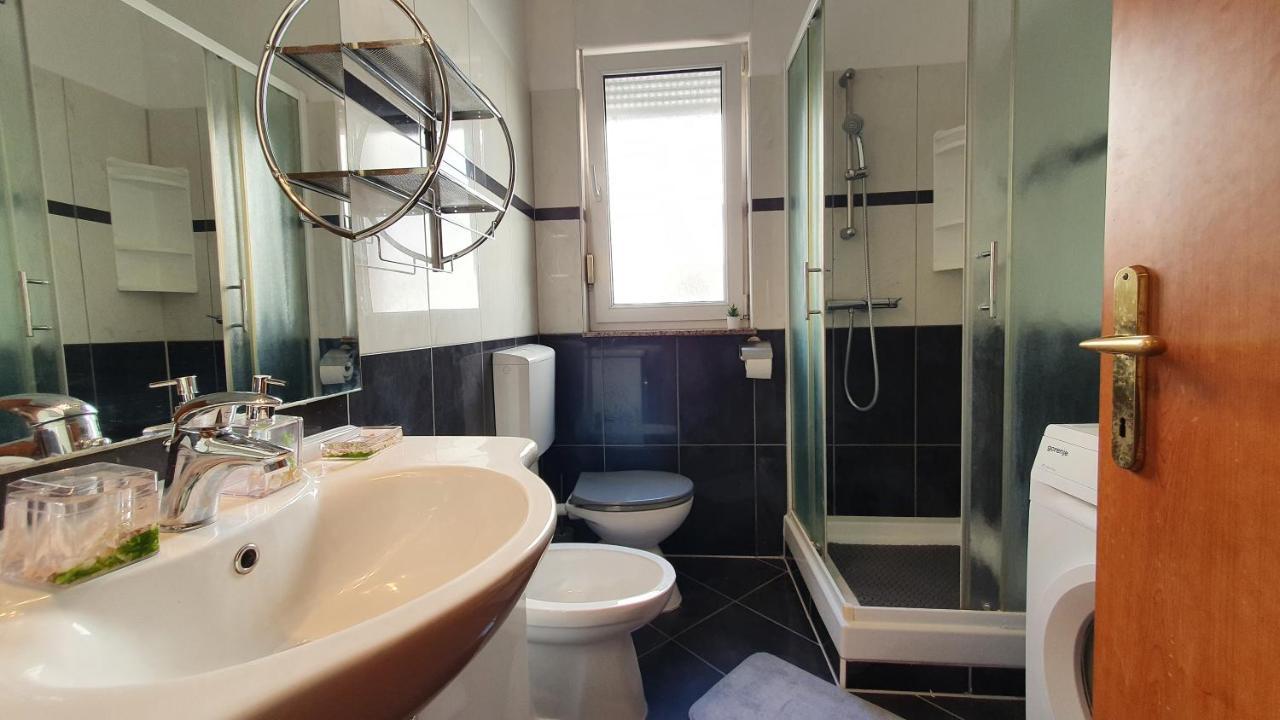 Apartman Istria 4 You Apartment Pula Bagian luar foto